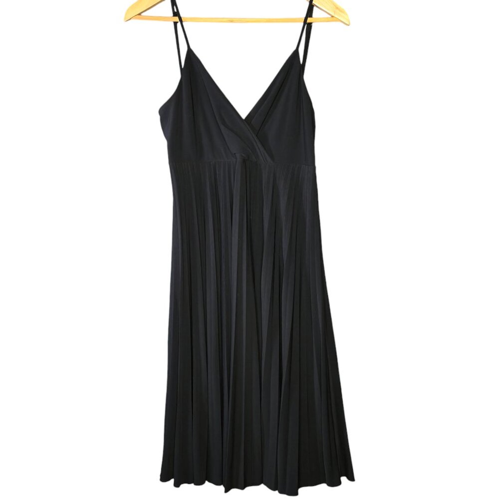 Max and Cleo Womens Black Dress Size Medium Babydoll Pleated‎ Witchy Goth